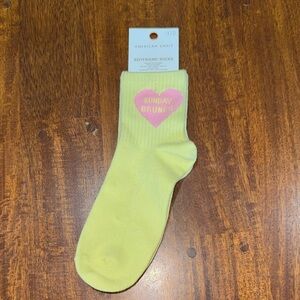 NWT American Eagle Boyfriend Socks Pastel Yellow with Pink Heart “Sunday Brunch”